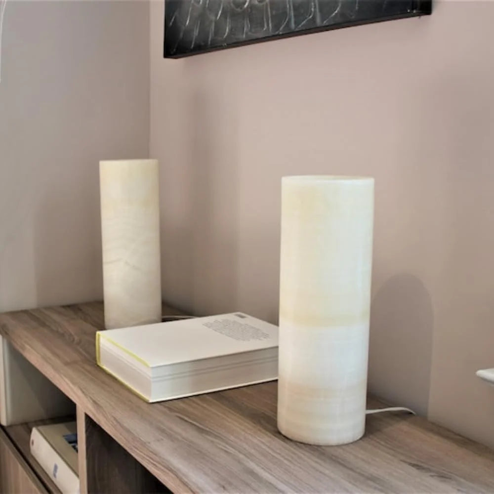 White Cylindrical Onyx Table Lamp, Minimalist Stone Lamp, Nightstand Lamp, Funky Bedside Lamp, Desk Lamp, Decorative Lamp, 4 "W X 12 "H X 4 "D, Accent Lamp for Living Room, Bedroom (Single-One Lamp)
