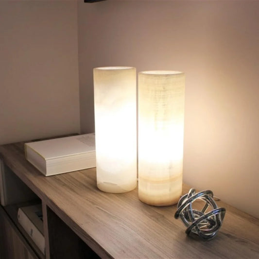 White Cylindrical Onyx Table Lamp, Minimalist Stone Lamp, Nightstand Lamp, Funky Bedside Lamp, Desk Lamp, Decorative Lamp, 4 "W X 12 "H X 4 "D, Accent Lamp for Living Room, Bedroom (Single-One Lamp)